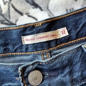 Levi’s Ribcage Ankle Straight Classic Denim